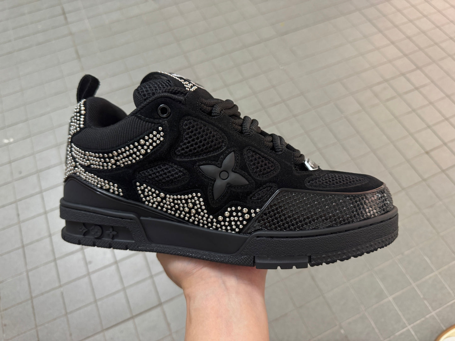 LV Skate